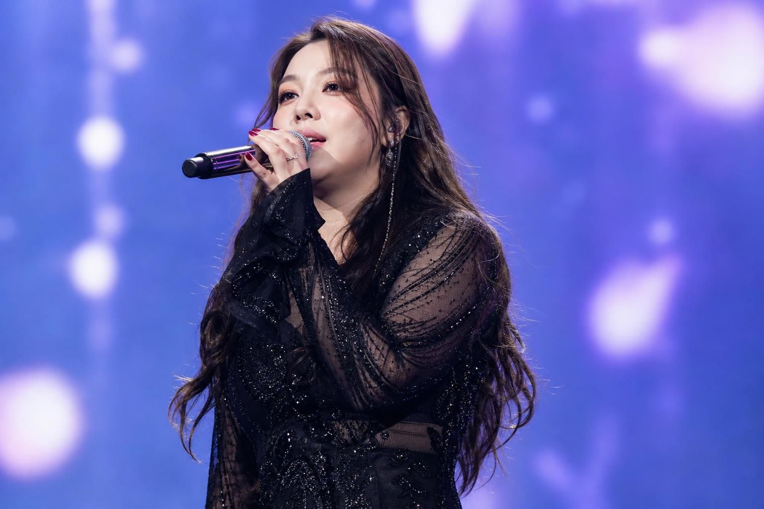 Ailee concert Image explaining the article's impact and background - Ailee married Choi Si Hun last April. Since then, the co...