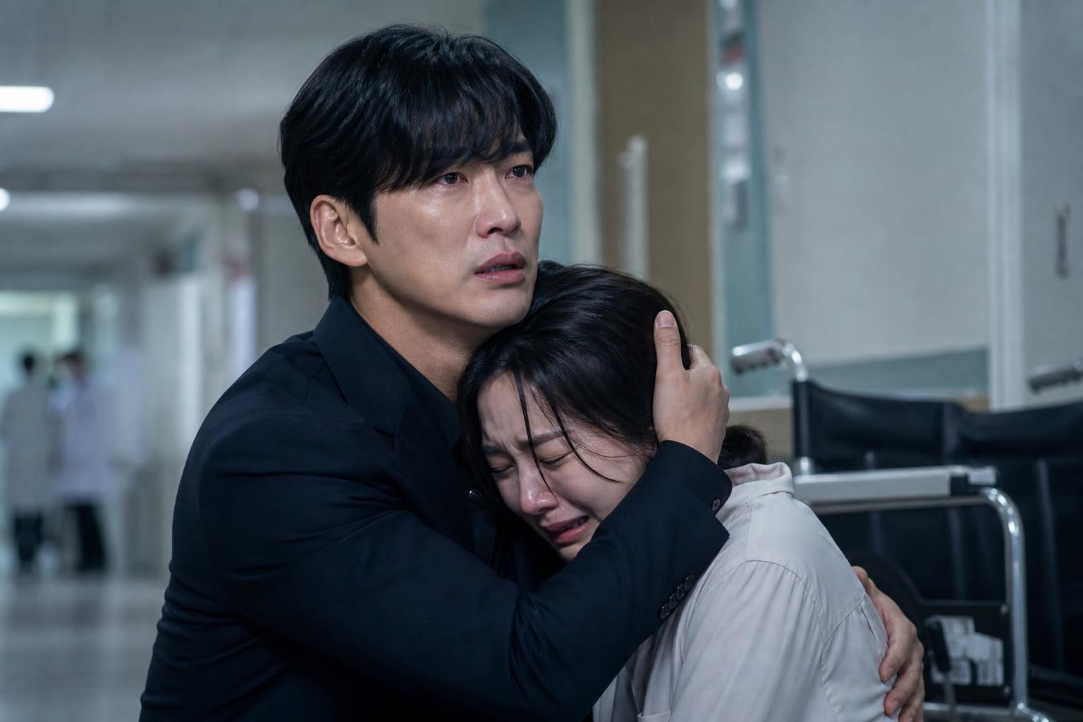 [hospital tears, thriller drama, Namkoong Min] Image explaining the article's impact and background - In comments shared by t...