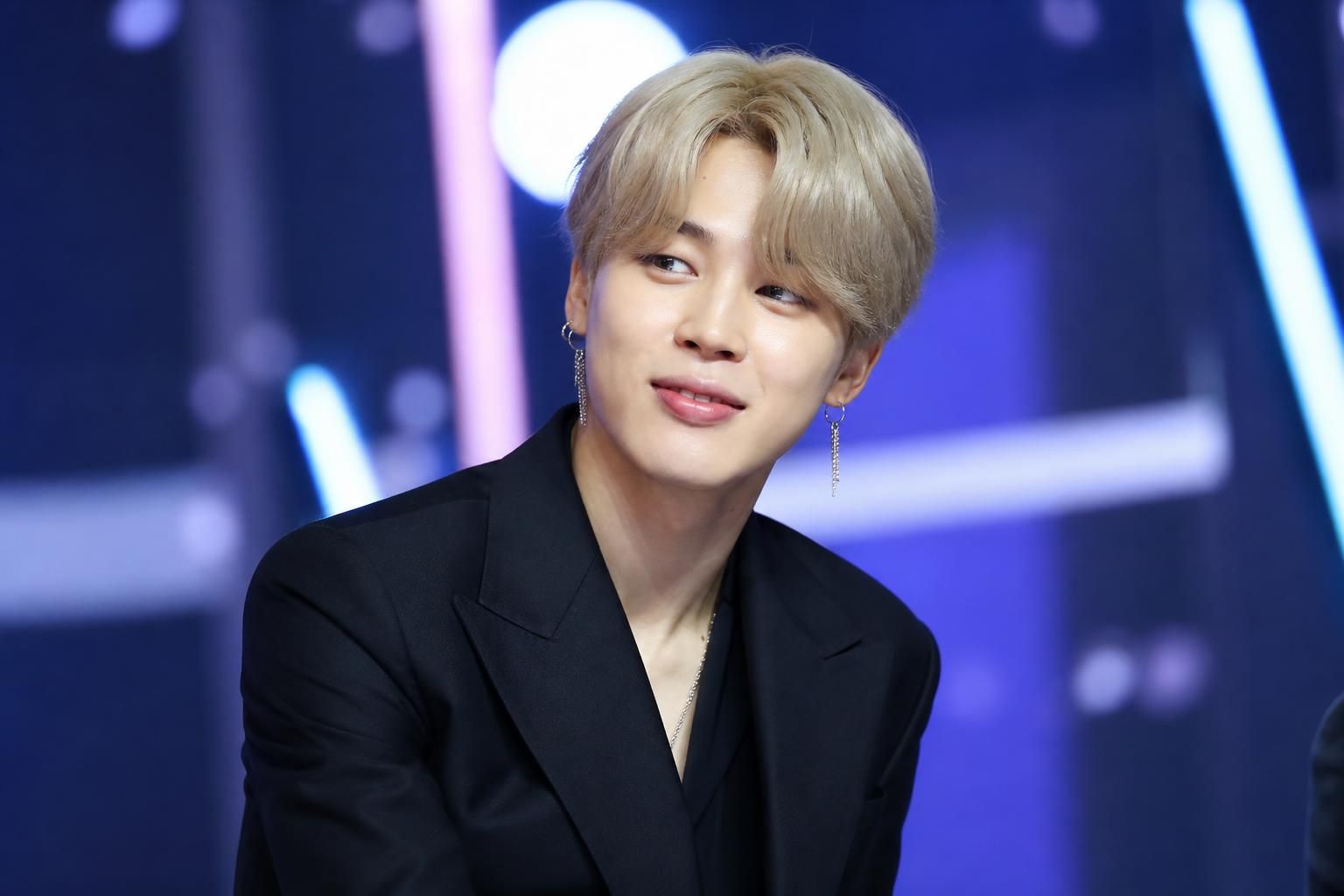 [Jimin brand] Image explaining the article's impact and background - Rounding out the top five were BTS’s Jin at No. 4 ( 3,47...