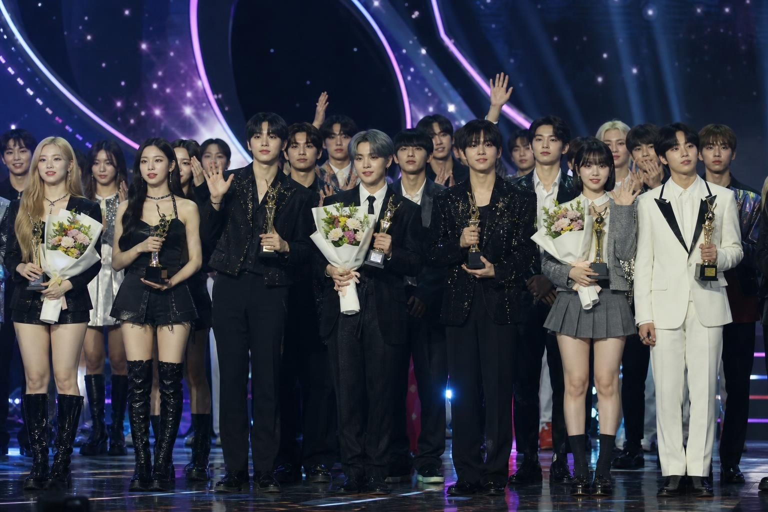 Seoul Music Awards Image showing the article's key context - Alongside ATEEZ, several leading acts collected defining wins. L...