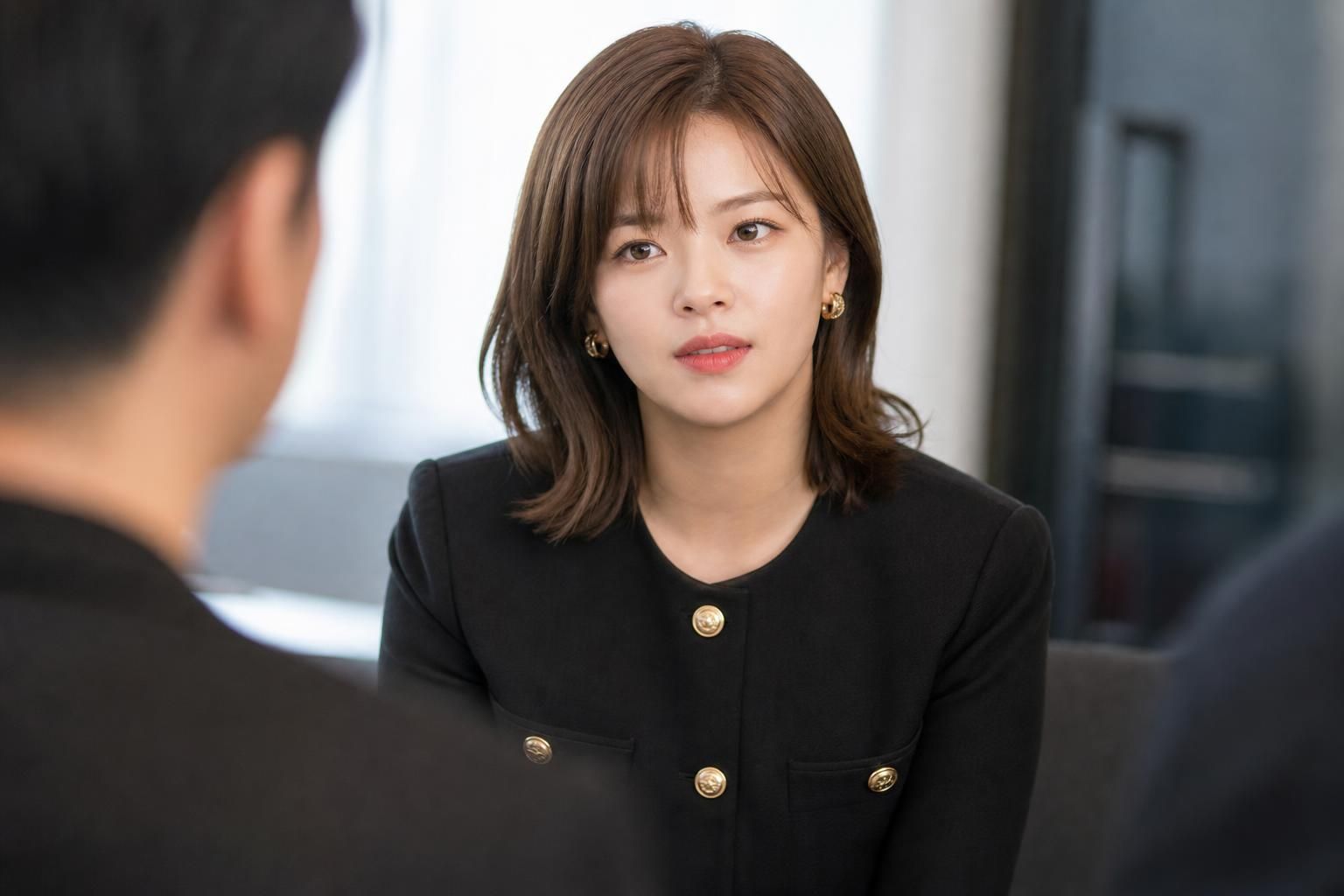 [Jeongyeon, TWICE, entertainment contract] Image explaining the article's impact and background - In the same reporting cycle...