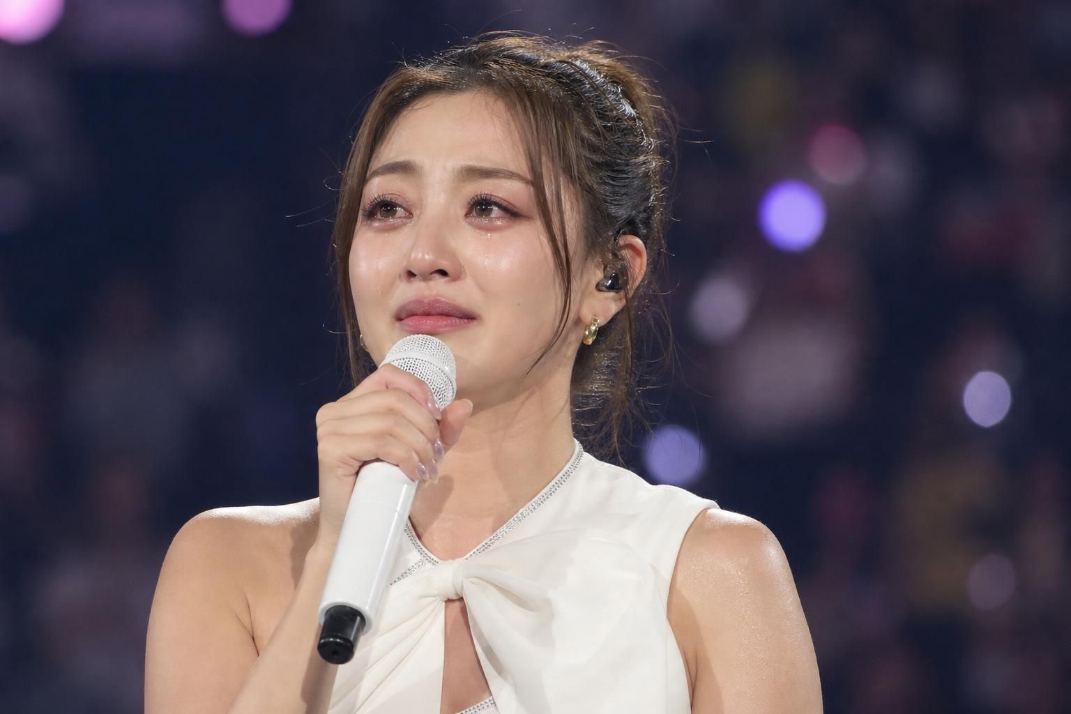 [TWICE Jihyo] Image explaining the article's impact and background - For now, the most concrete takeaway is the same: negotia...