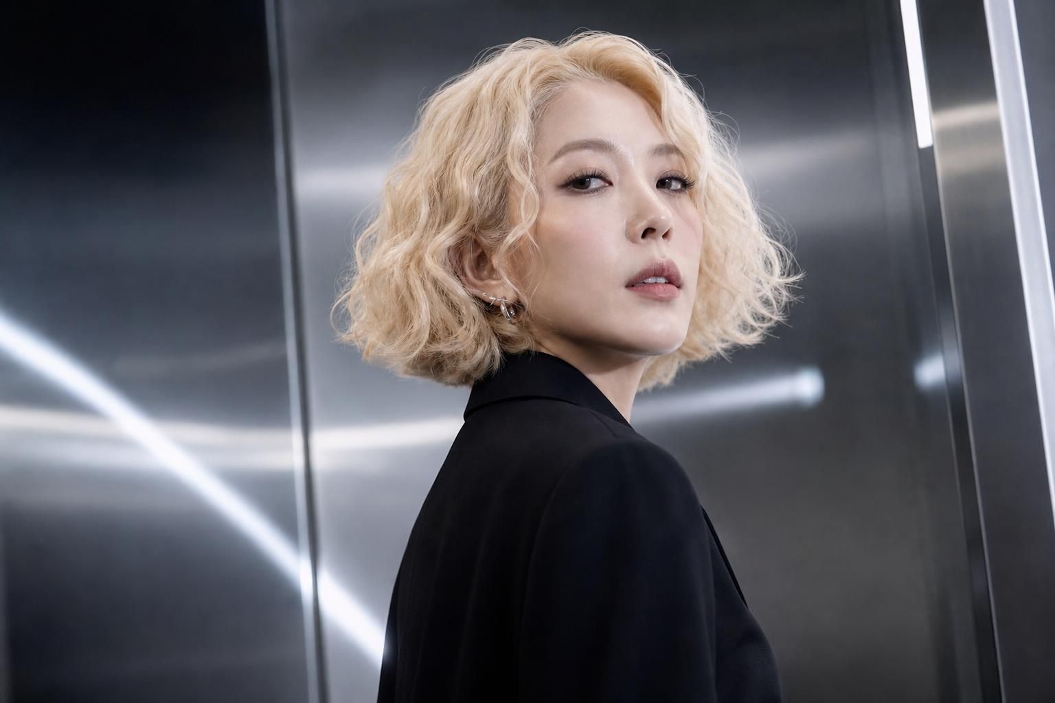 [BoA blonde bob] Image showing the article's key context - In the run-up to her return, BoA’s latest appearance has become th...