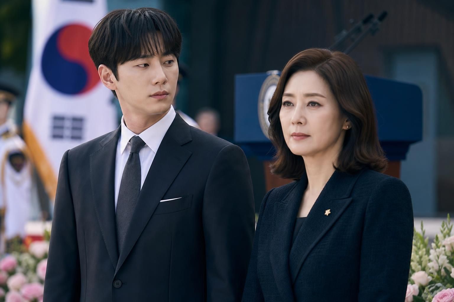 [Reborn Rookie] Image explaining the article's impact and background - The drama’s premise—soul-swapping Kang Yong Ho into th...
