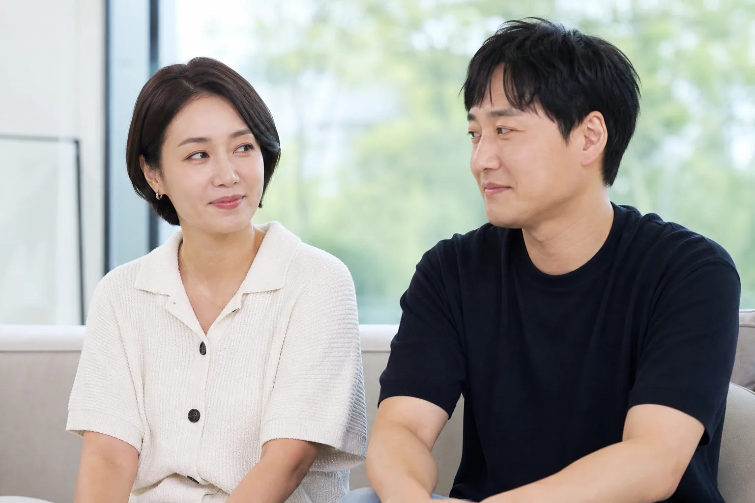 Korean entertainment coverage of marriage health and public scrutiny
