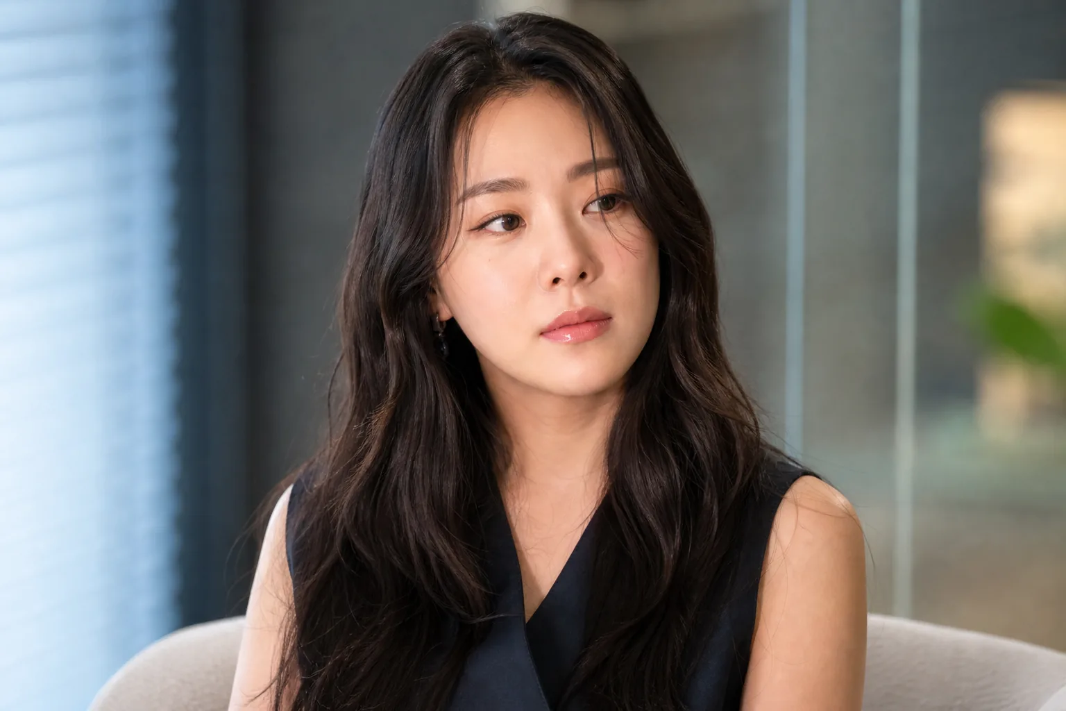 Korean singer agency response and public caution about impersonation claims