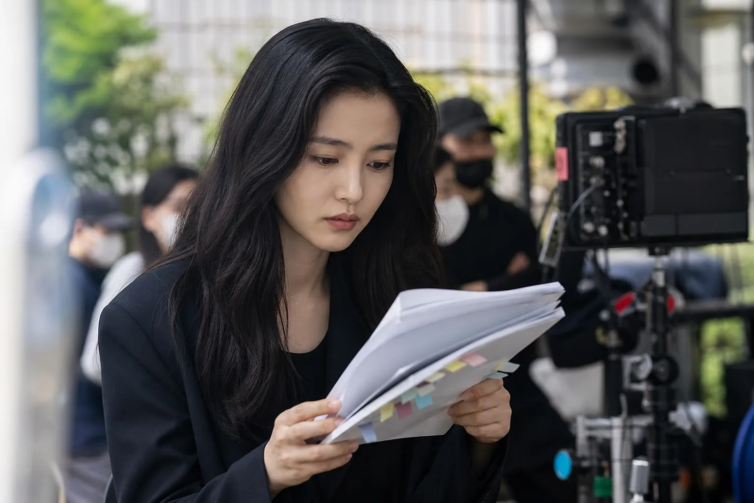 Modern K-drama set suggesting a time regression revenge romance story