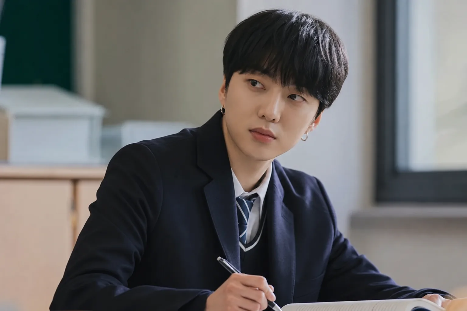 Actor preparing for television drama return after music and acting career