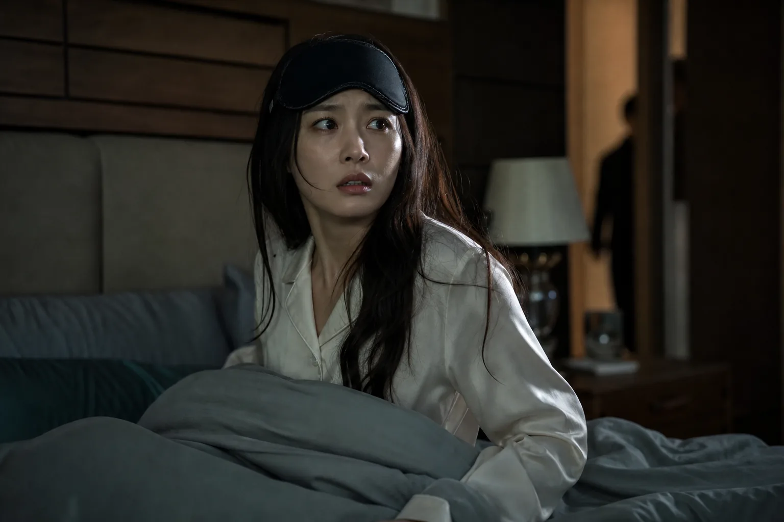 Tense bedroom scene in KBS thriller The Husband