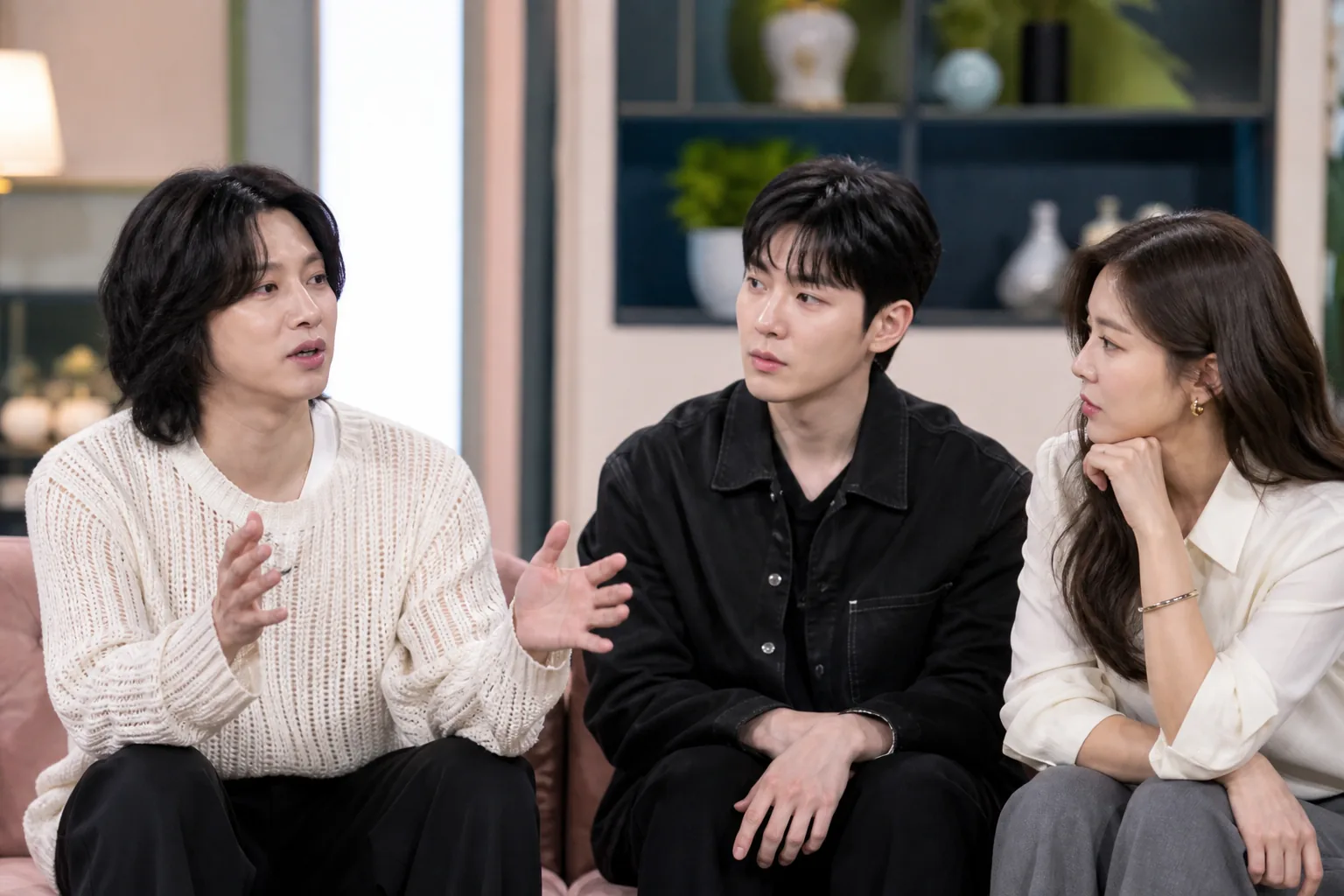 Kim Heechul relationship reflection on Korean TV discussion