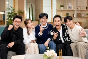 Korean television studio audience for the Happy Together comeback story