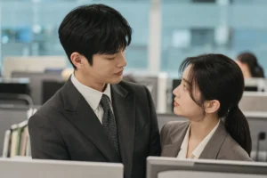 Seo In Guk and Park Ji Hyun secret office romance in See You at Work Tomorrow