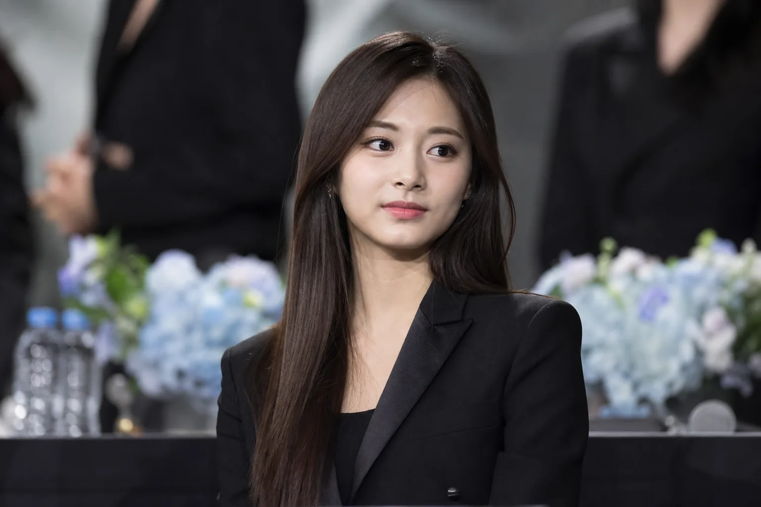 TWICE future group activities and JYP Entertainment renewal questions