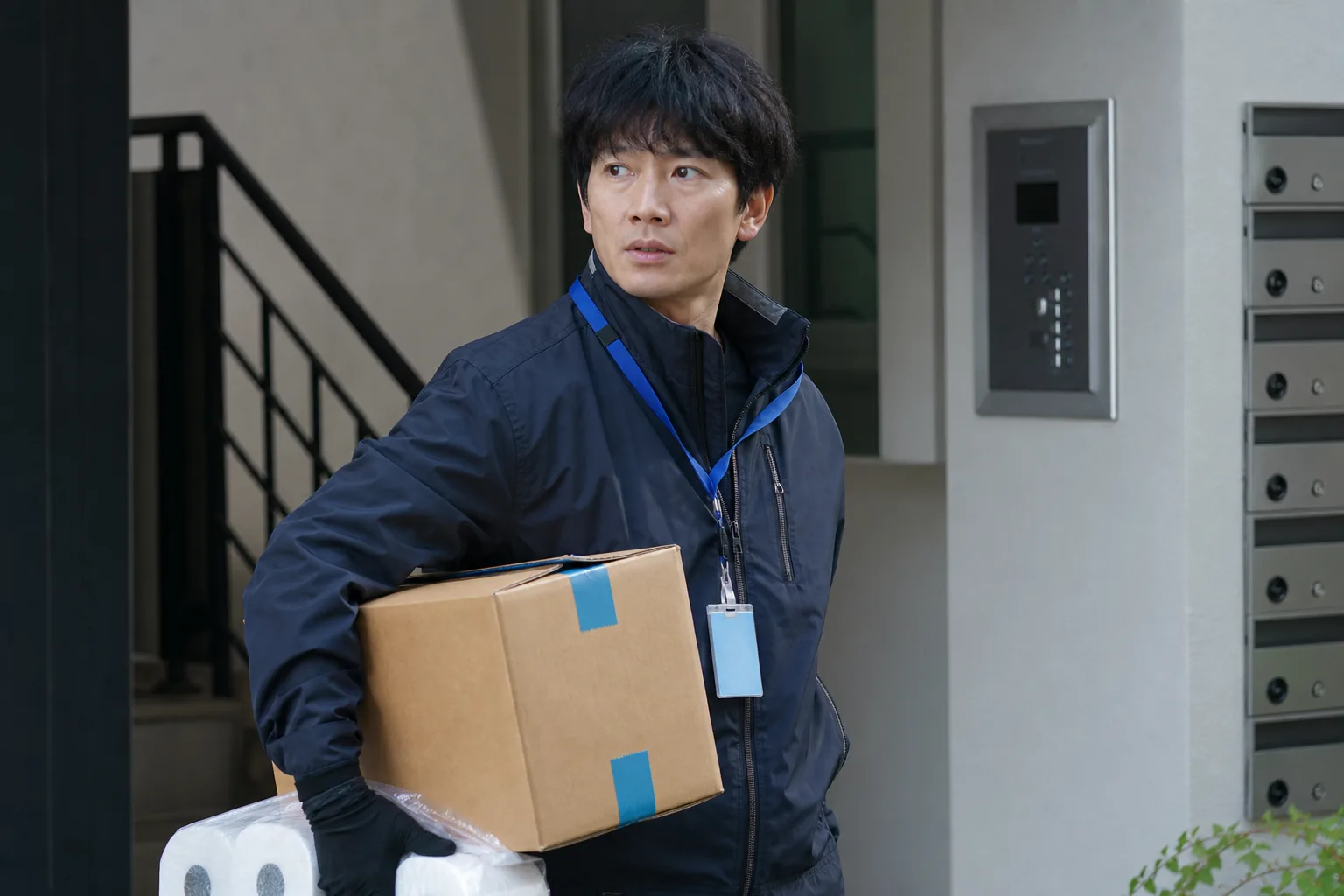 Resident council campaign atmosphere in a Korean apartment complex