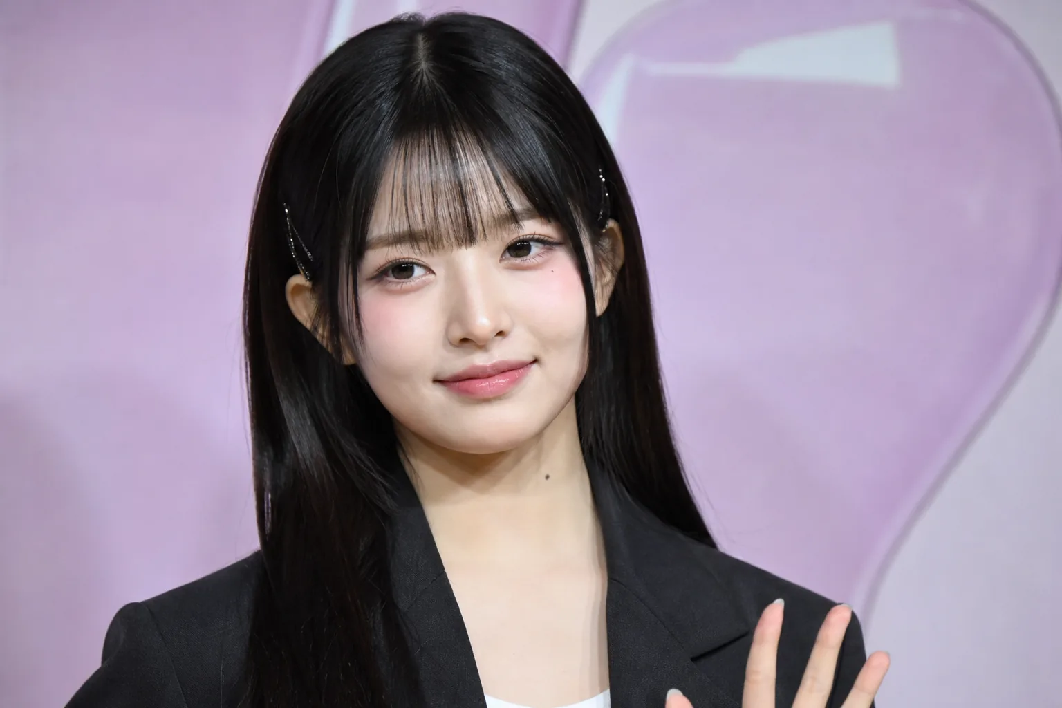 K-pop agency styling room image representing idol image management debate