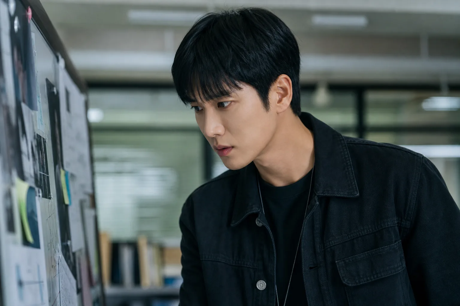 Chaebol detective drama scene inspired by Flex x Cop 2
