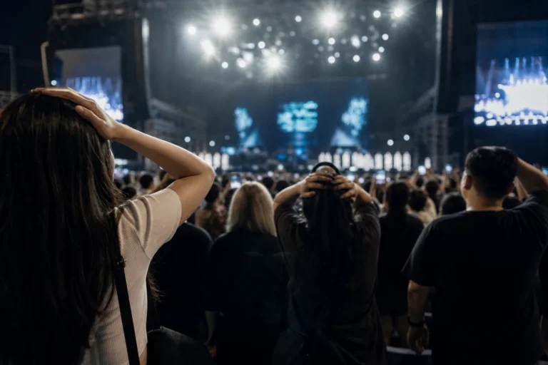 CORTIS concert crowd reacting to opening night controversy