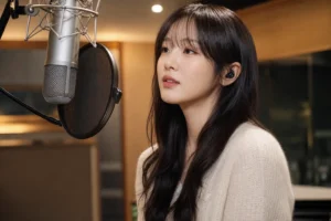 Lee Sora comeback stage inspired editorial image for The Seasons