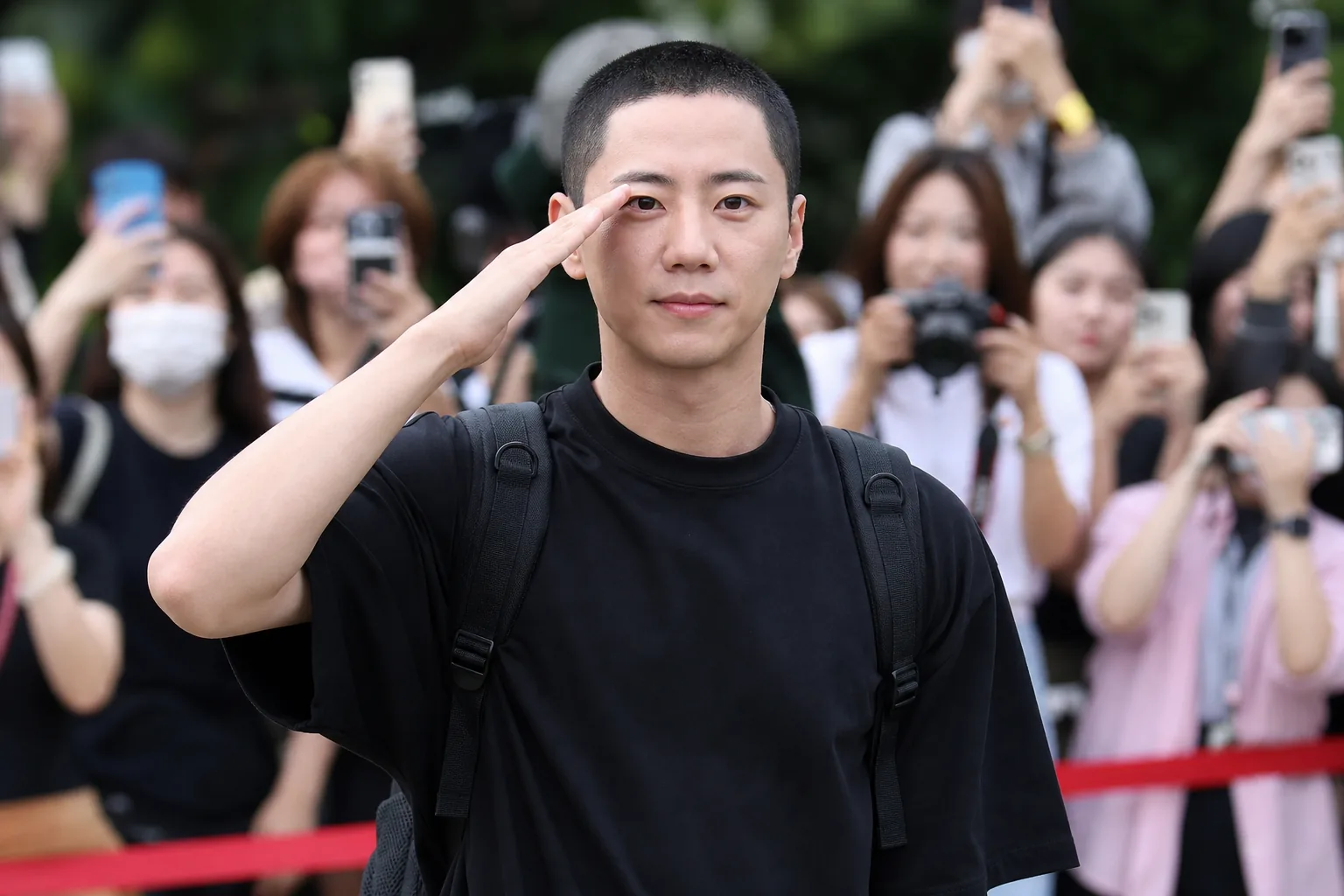 Actor and singer preparing for Korean military enlistment after drama promotions