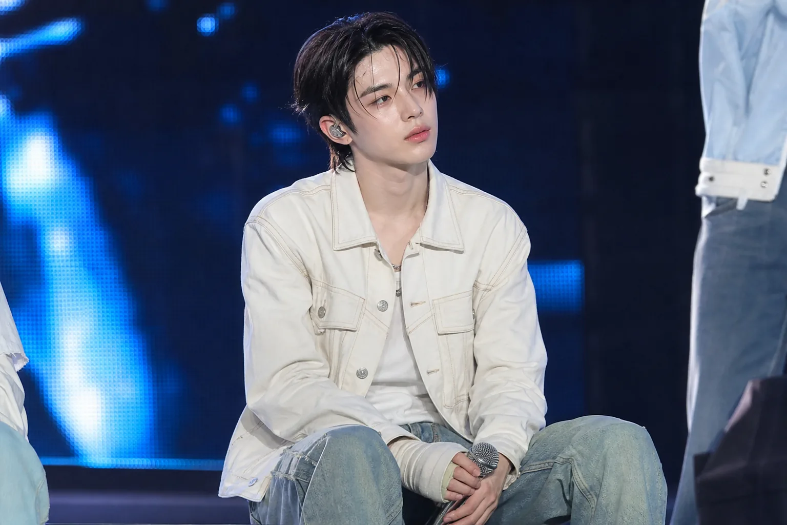 K-pop fans discussing idol health and agency duty of care