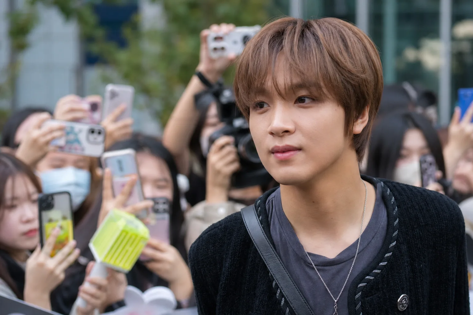 K-pop industry conversation about idol influence and responsible health messaging
