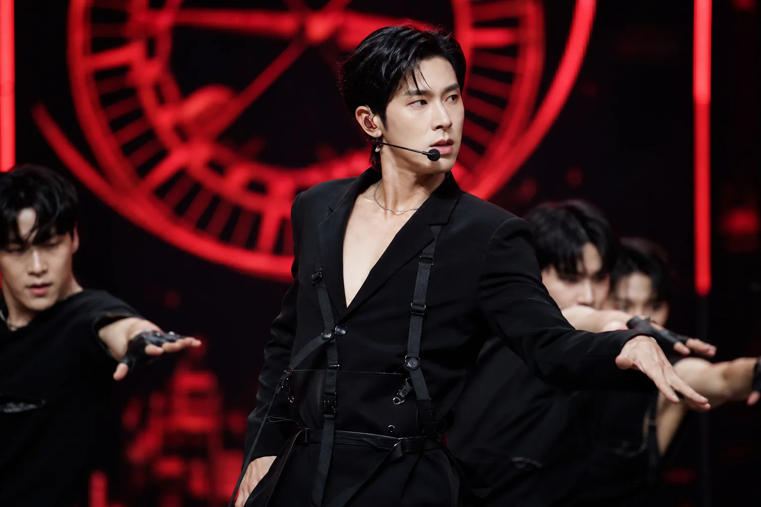 K-pop comeback stage lights and cameras for a live music broadcast