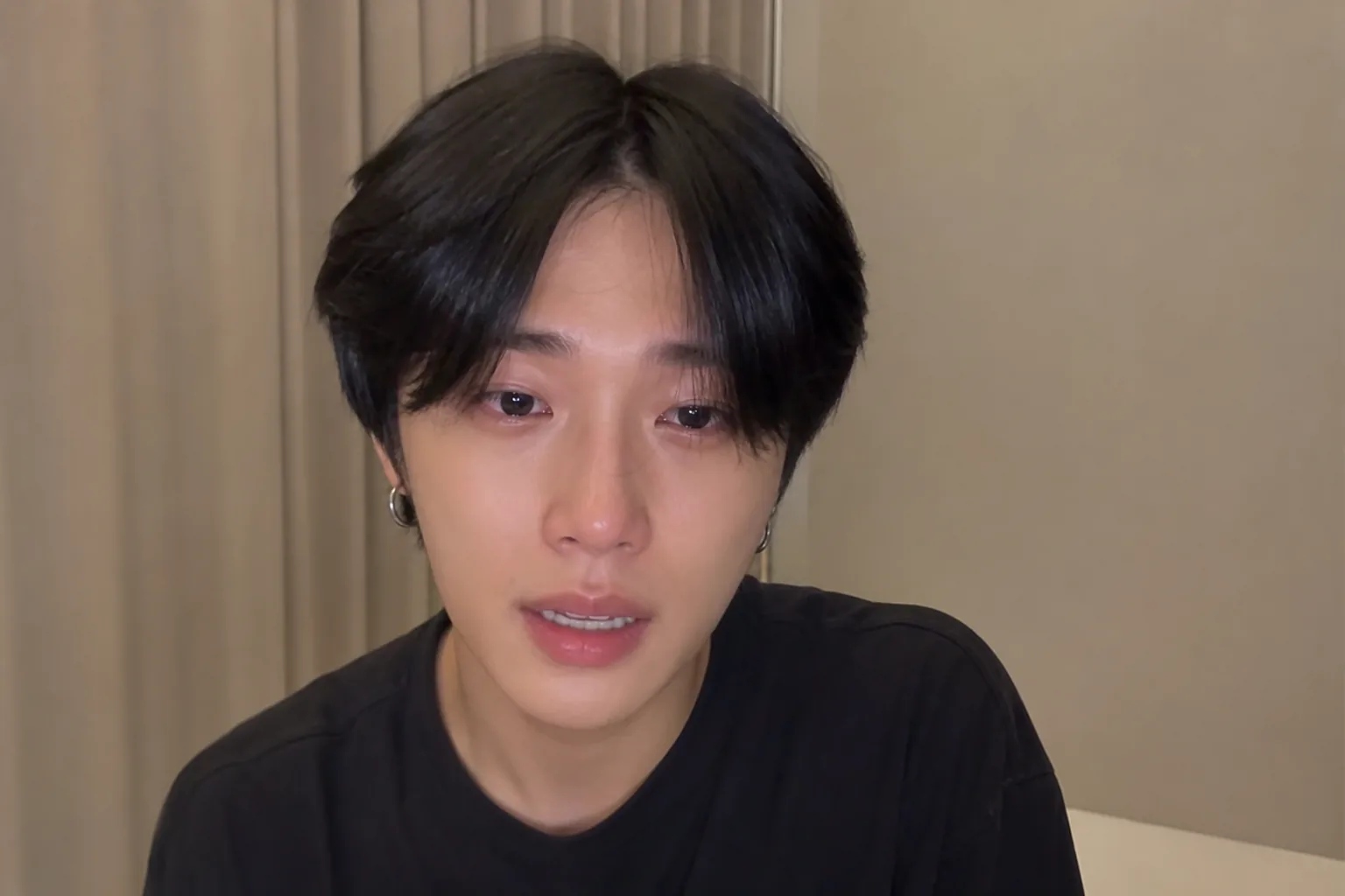 artist apology and agency accountability in K-pop promotion