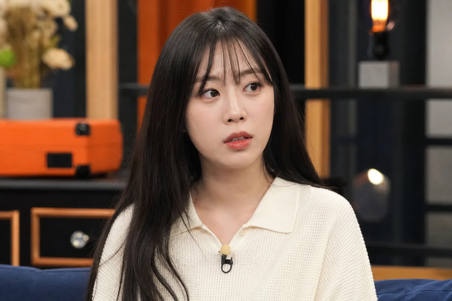 Family cafe and privacy concerns in K-pop stalking case