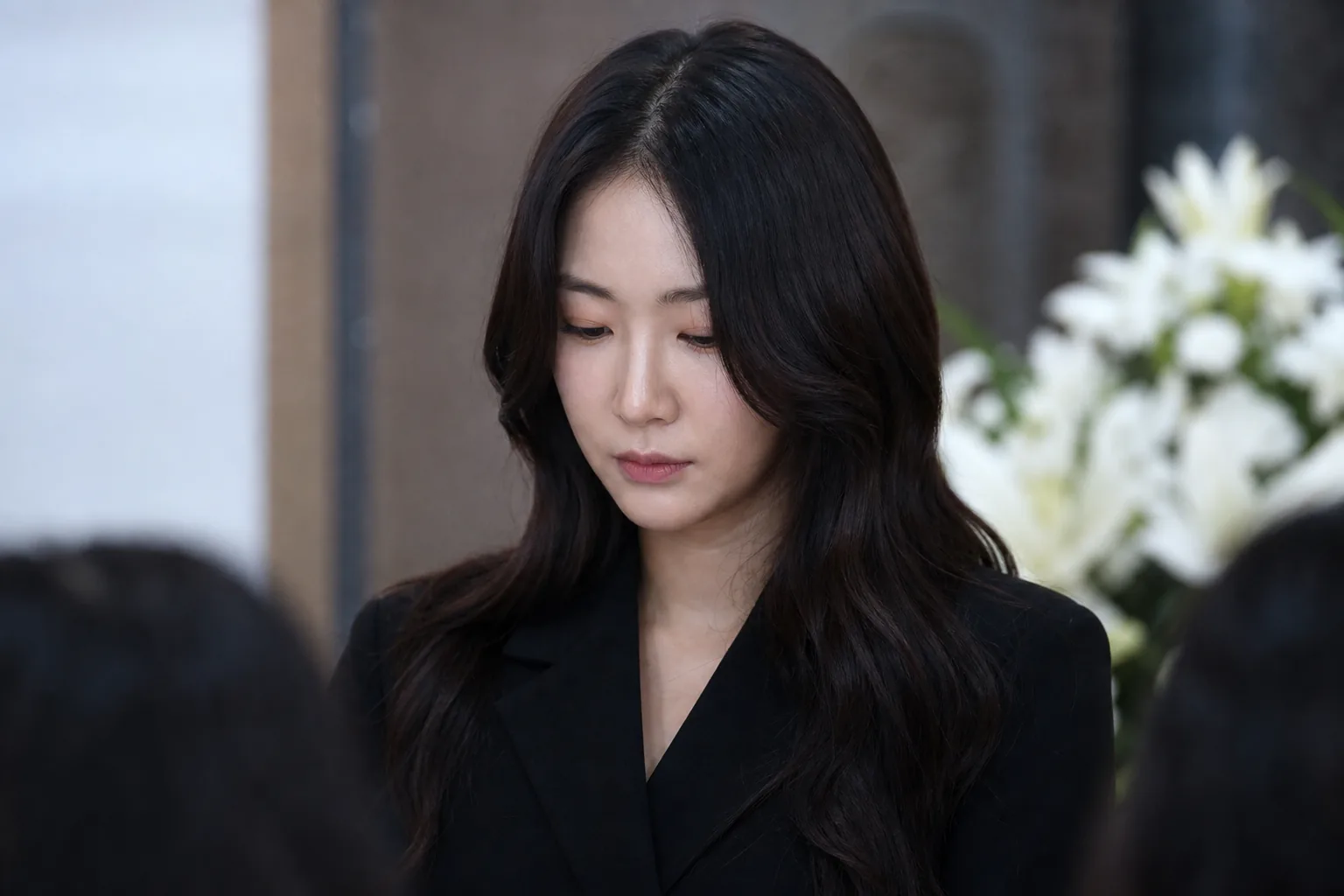 Quiet backstage setting representing Soyou temporarily halting activities