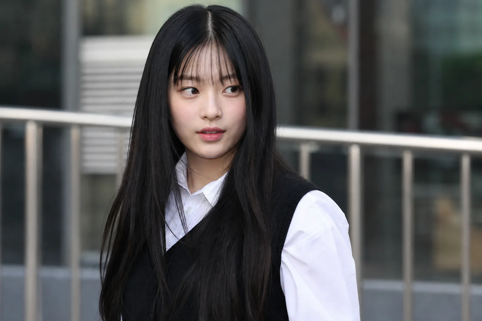 Seoul police station and K-pop agency privacy complaint context