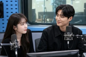 Radio studio microphones representing Wendy and Young K dating rumor coverage