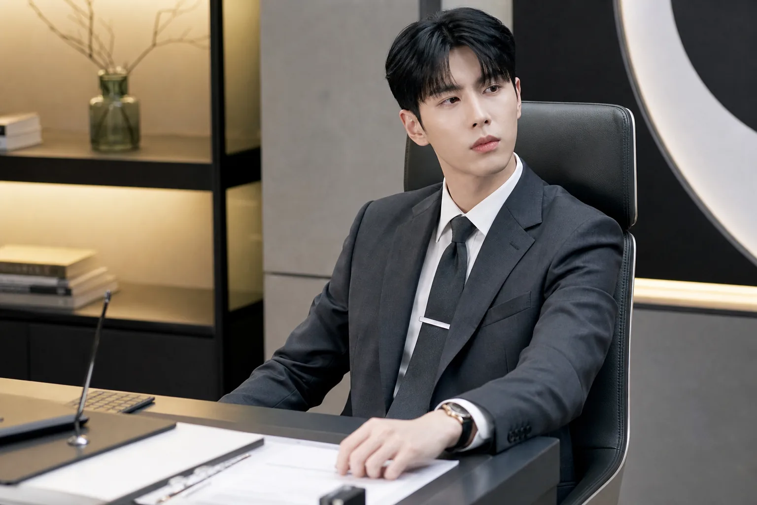 Fashion platform office setting inspired by My Bias My Boss workplace rivalry