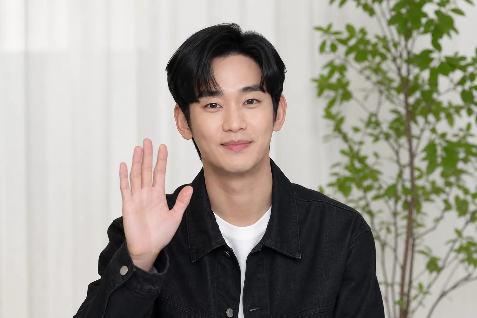 Editorial visual of a Korean actor recording a fan message in a studio