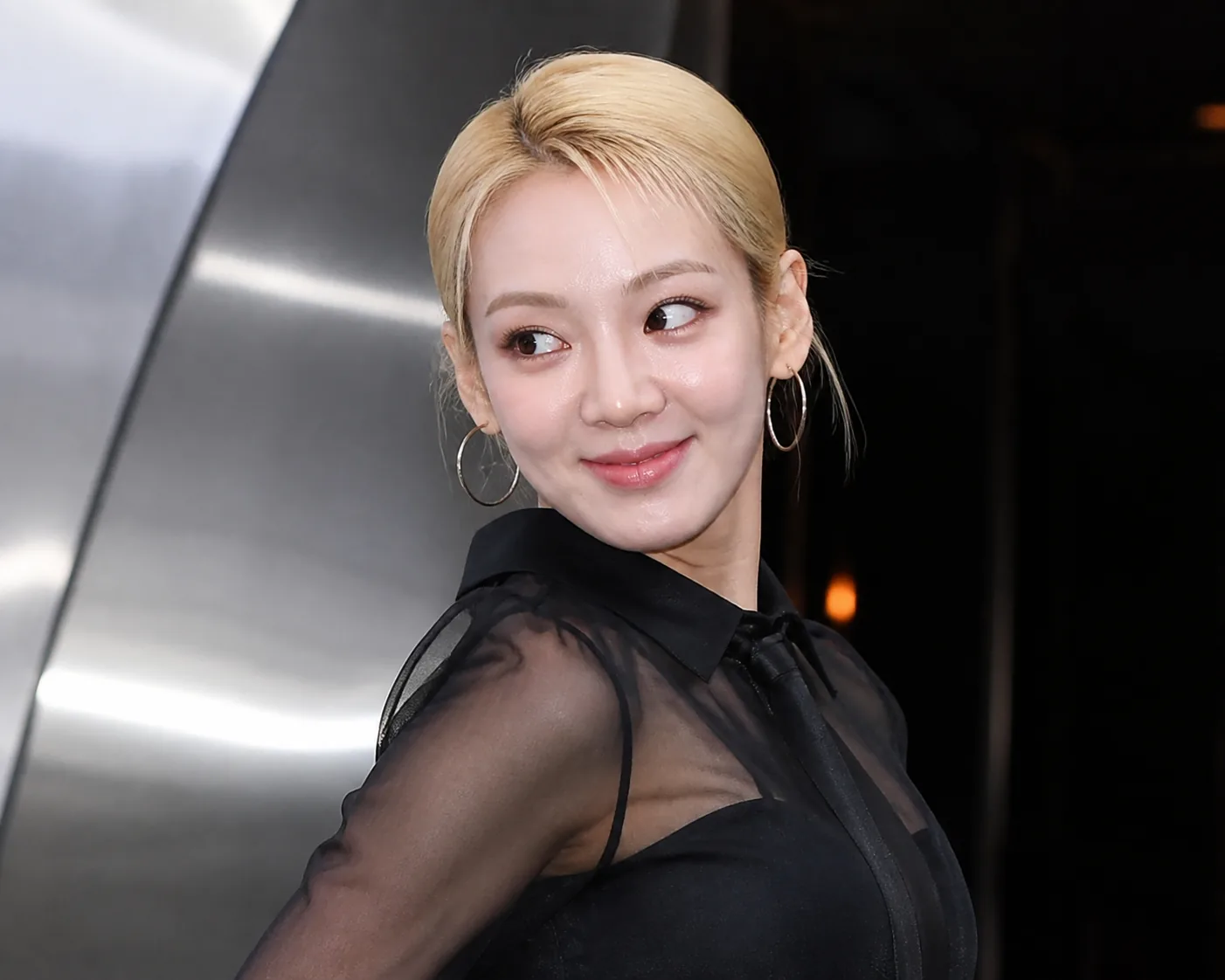 Stylish editorial scene inspired by a celebrity appearance at a Seoul retail pop-up