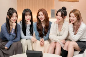Korean variety show studio representing RESCENE's Amazing Saturday appearance